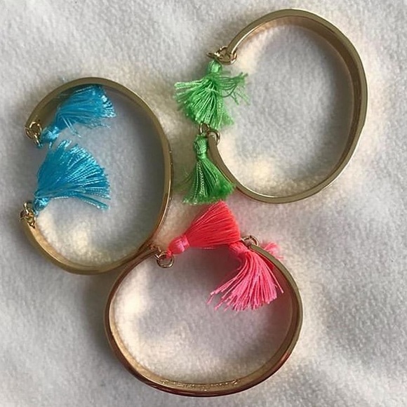 Lilly Pulitzer Set of 3 Tassel Bangle Set - Picture 1 of 4